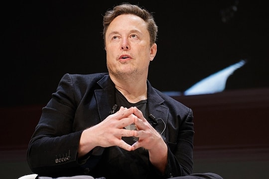Elon Musk muốn trả 15 triệu USD để giữ bí mật chuyện có con