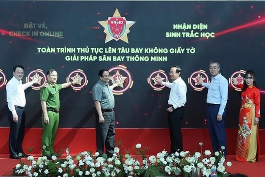 Thí điểm nhận diện sinh trắc học tại Cảng hàng không Tân Sơn Nhất