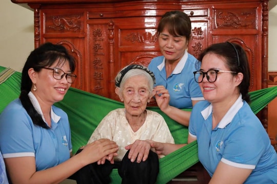 Những tượng đài bất tử