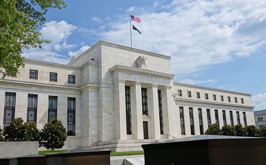 Tổng thống Trump kêu gọi Fed hạ lãi suất ngay lập tức để tránh suy thoái