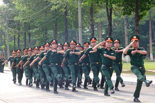 Anh bộ đội Cụ Hồ