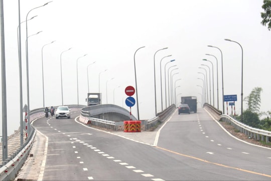 Thông xe cầu Hợp Thanh 2 (Thanh Hà)