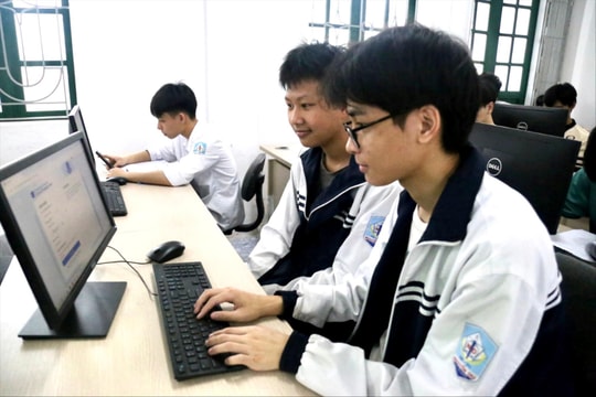 Nearly 27,000 candidates in Hai Duong completed registration for the 2025 high school graduation exam