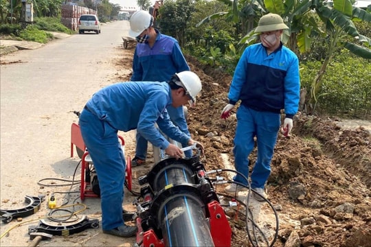 Investing 8 billion VND to renovate and upgrade the rural clean water supply system in Hai Duong