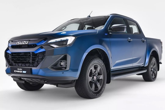 Isuzu ra mắt bán tải điện D-Max