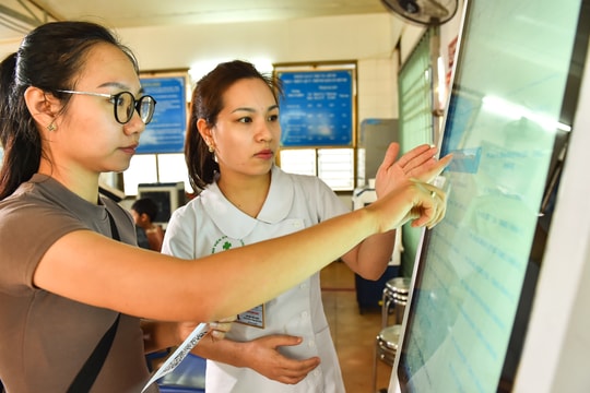 Chuyển đổi số toàn diện để Hải Dương bứt phá - Bài 2: Tăng tốc chuyển đổi số, ứng dụng công nghệ vào đời sống