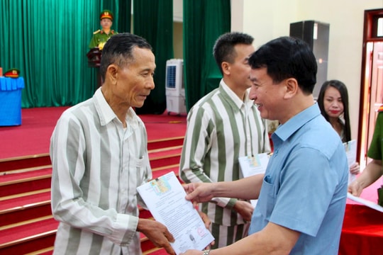 200 phạm nhân cải tạo tại Hải Dương được đặc xá