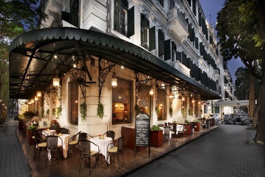 Mysterious basement under Hanoi hotel that American tourists want to visit
