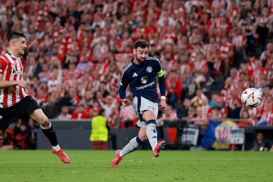 Man Utd đại thắng ở lượt đi bán kết Europa League