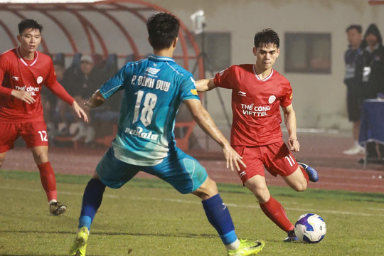 The day coach Popov debuted at The Cong Viettel
