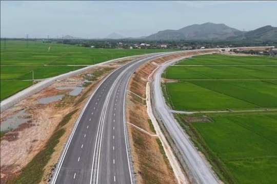 Rà soát tồn tại, khiếm khuyết của các tuyến cao tốc mới đưa vào khai thác