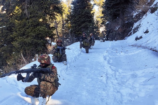 Conflict in Kashmir - a warning about nuclear danger and the desire for peace