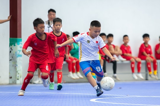 Hơn 100 cầu thủ nhí tranh Cúp Gia Bảo U9