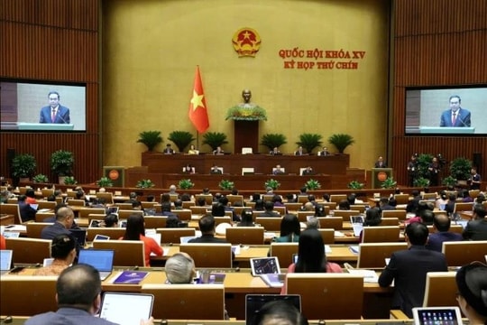 Khai mạc Kỳ họp thứ 9 Quốc hội khóa XV, bàn sửa đổi Hiến pháp và sáp nhập tỉnh