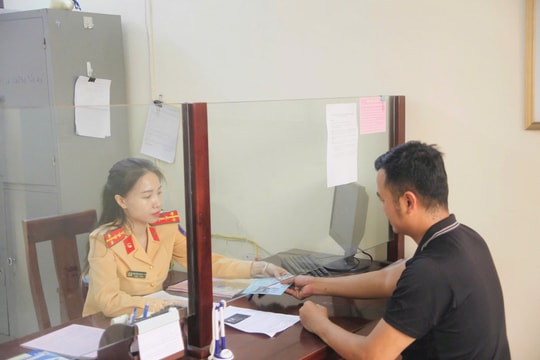 Nâng ý thức chấp hành pháp luật về giao thông nhờ phạt nguội