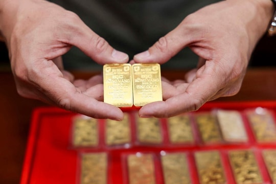 World gold price increases, domestic price 'evaporates' 1.5 million VND per tael