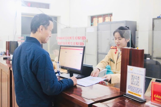 On average, Hai Duong has about 30 cars registered for the first time every day.