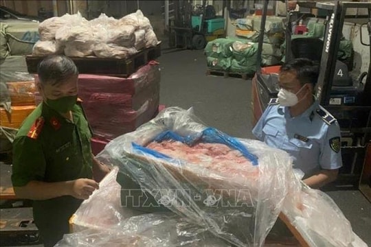 Ngăn chặn hơn 7 tấn nội tạng động vật không rõ nguồn gốc 'tuồn' ra thị trường