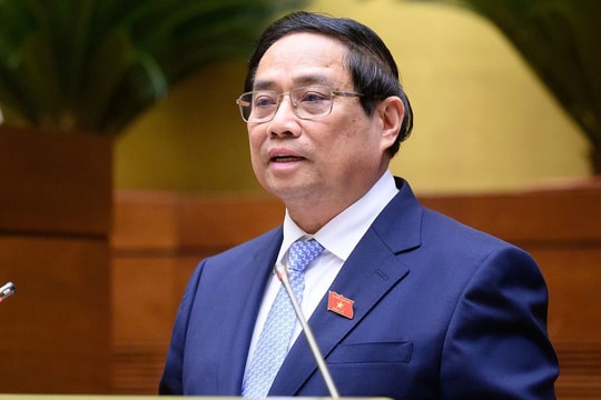 Why propose a mechanism to appoint leaders of provincial and commune-level governments after the merger?