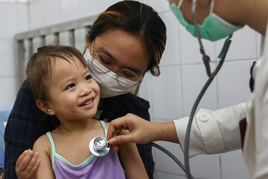 Tổng Bí thư yêu cầu nghiên cứu miễn viện phí toàn dân giai đoạn 2030 - 2035
