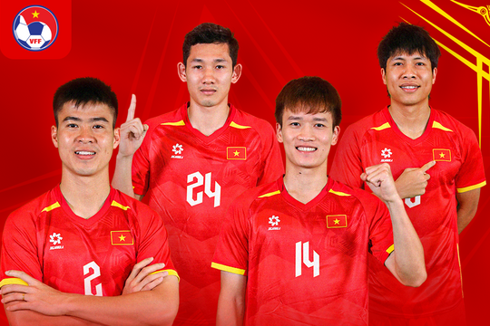 Hoàng Đức góp mặt trong đội hình ASEAN All-Stars thi đấu giao hữu với Manchester United
