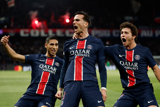 Thắng Arsenal 2-1 ở lượt về, PSG vào chung kết Champions League