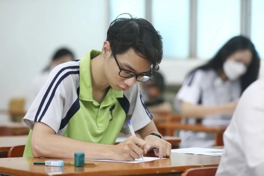 Prime Minister directs to organize high school graduation exams well in the context of streamlining the apparatus