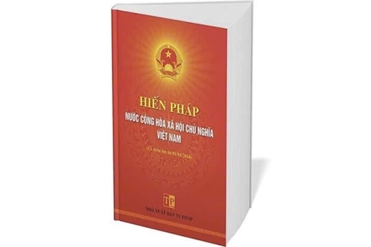 Tổ chức các hội thảo, tọa đàm để lấy ý kiến chuyên gia, nhà khoa học góp ý về sửa đổi Hiến pháp