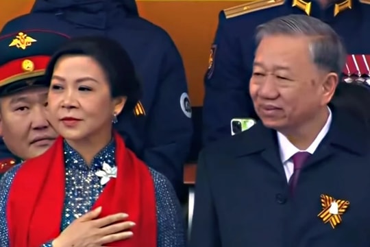 Party leader attends military parade celebrating Victory of Great Patriotic War in Moscow