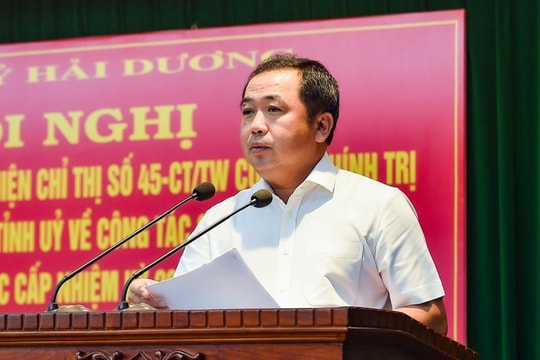 Tuyệt đối tránh tư tưởng cục bộ địa phương, "lợi ích nhóm" trong phân công, bố trí cán bộ