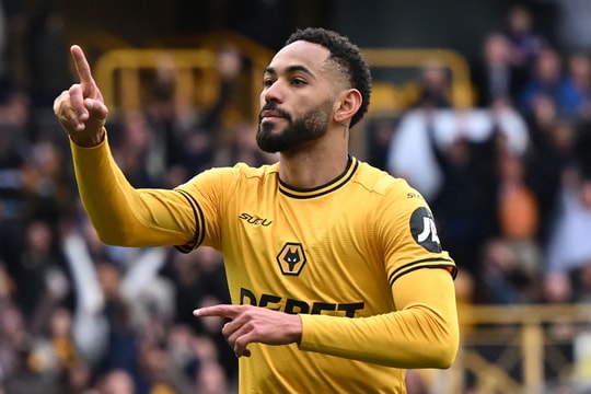 'New Cantona' is about to join Man Utd