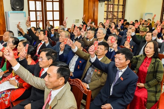 Đảng ủy Các cơ quan Đảng tỉnh Hải Dương yêu cầu chuẩn bị dự thảo văn kiện đại hội xong trước ngày 31/5/2025