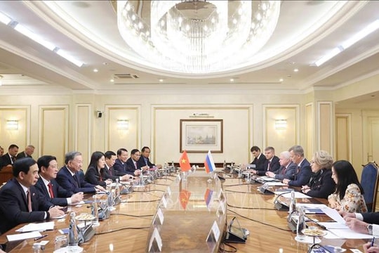 General Secretary To Lam holds bilateral meetings with senior leaders of several countries