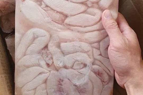 Nội tạng lợn, bò bán tràn lan trên mạng giá siêu rẻ
