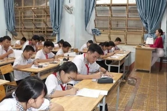 Lộ đề thi học kỳ môn toán, hàng trăm học sinh tại Bình Phước phải thi lại