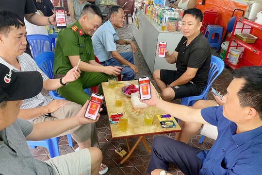 Thực hành dân chủ - nền tảng vững chắc tạo sự đồng thuận