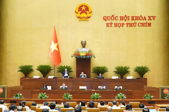 Tường thuật trực tiếp phiên thảo luận về sửa đổi Hiến pháp