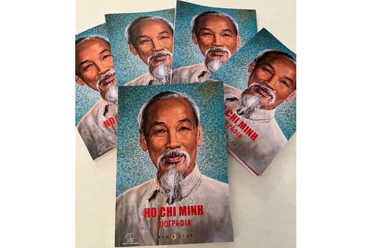 Biography of President Ho Chi Minh introduced in Greek language