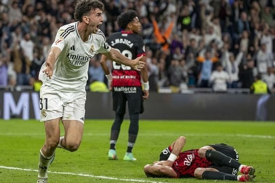 Real làm chậm ngày vô địch của Barca