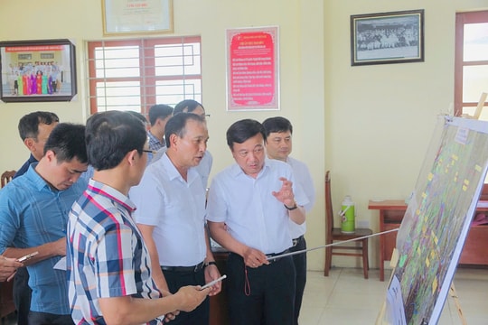 Bộ Xây dựng kiểm tra hướng tuyến đường sắt Lào Cai - Hà Nội - Hải Phòng qua Hải Dương