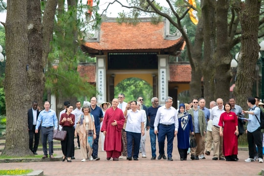 Discovering global value of Con Son – Kiep Bac relics at ‘Learning about Vietnam 2025’ program