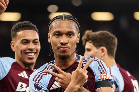 Tottenham trắng tay trước Aston Villa