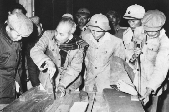 Tiết kiệm, chống lãng phí theo gương Bác