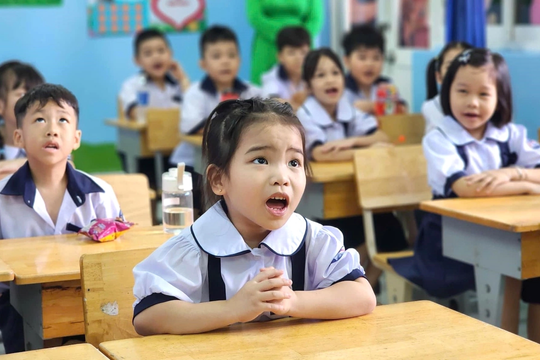 Dự kiến bỏ tuyển sinh lớp 1, lớp 6 theo tuyến trên toàn quốc