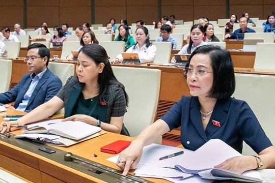 Quốc hội nhất trí cân đối 3% tổng chi ngân sách năm 2025 cho khoa học, công nghệ và đổi mới sáng tạo