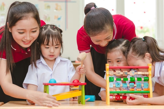 Giáo viên mầm non ngóng tăng phụ cấp lên 45 - 80%