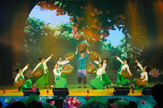 Hải Dương giành huy chương vàng tại Hội diễn 'Tiếng hát Làng Sen'