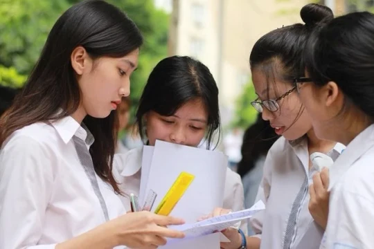Loạt đại học top đầu mở cổng xét tuyển 2025