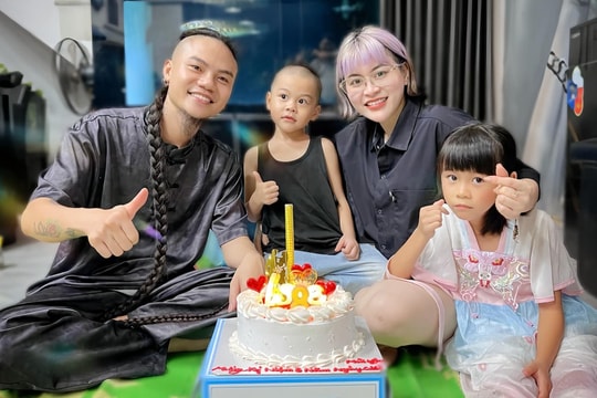 Người đàn ông ở Hải Dương nuôi tóc dài chấm gót