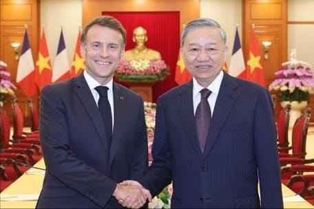 Tổng Bí thư Tô Lâm hội kiến Tổng thống Pháp Emmanuel Macron